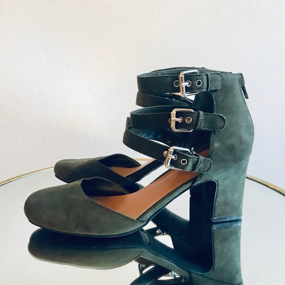 Indigo Shoes - Indigo Women’s size 7.5 Pumps